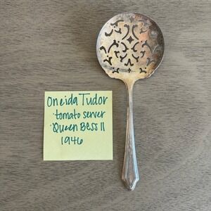 Oneida Tudor Plate Queen Bess II‎ 1946 Tomato Server Pierced Serving Spoon